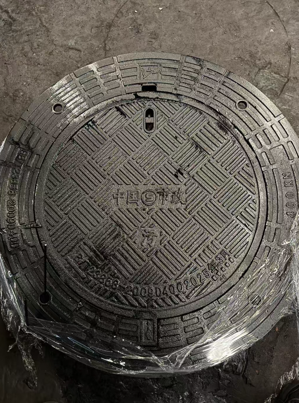 建瓯球墨铸铁防沉降井盖展示
